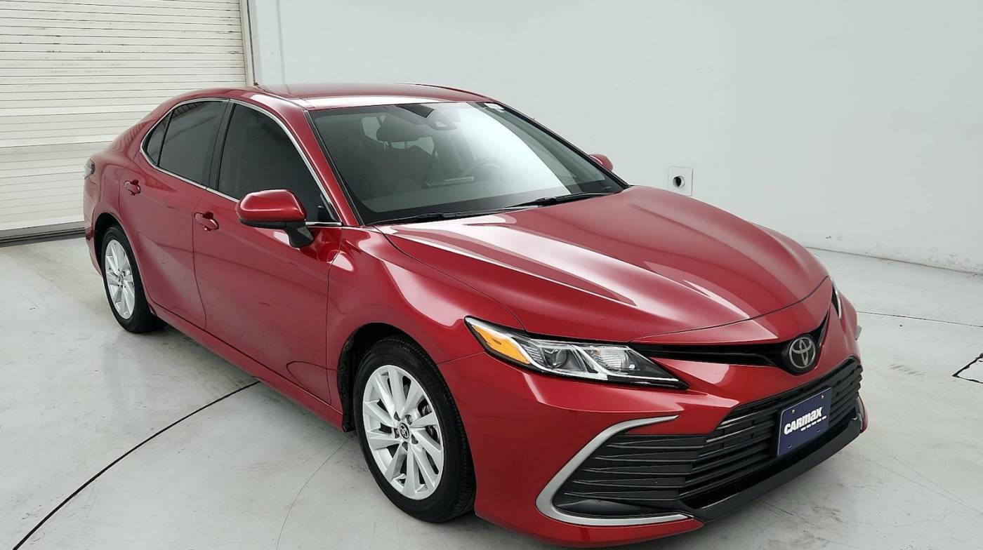 2024 Toyota Camry LE — Sedan — 20,499 mi — Houston, TX
