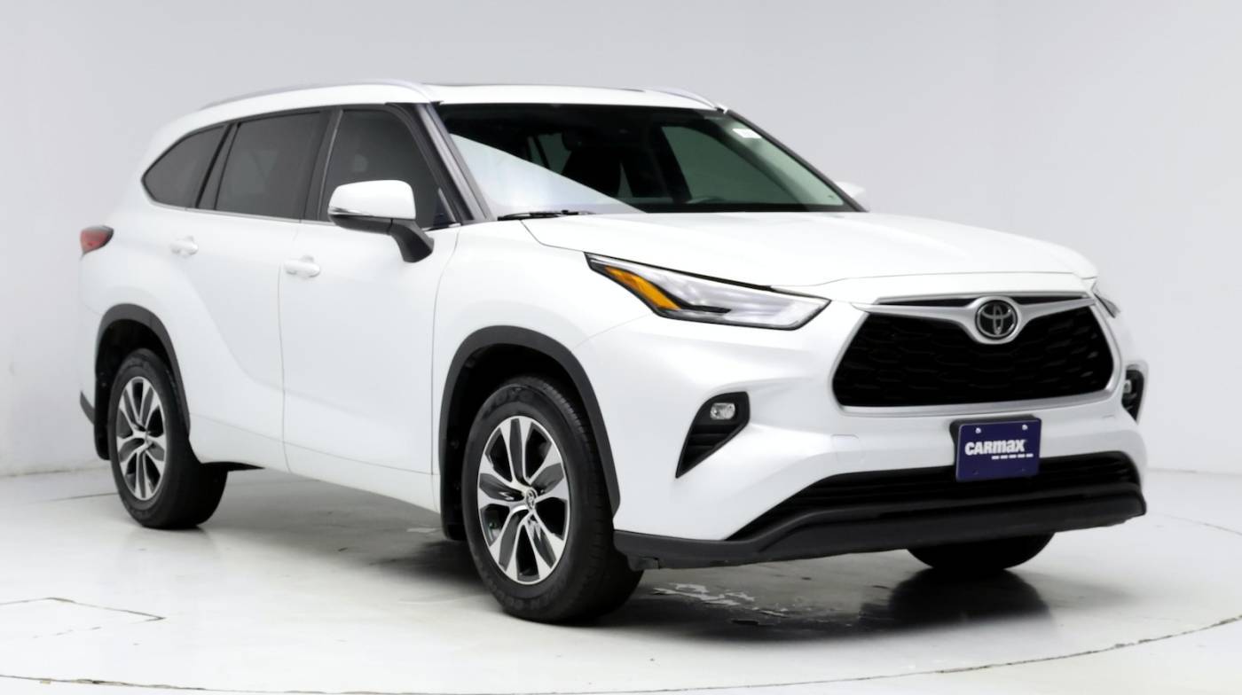 2022 Toyota Highlander XLE — SUV — 52,588 mi — Houston, TX