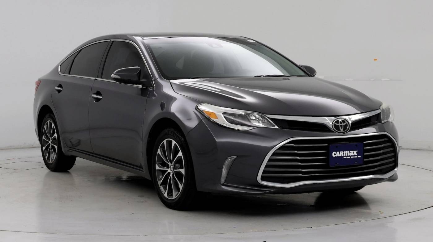 2018 Toyota Avalon XLE — Sedan — 64,040 mi — Houston, TX