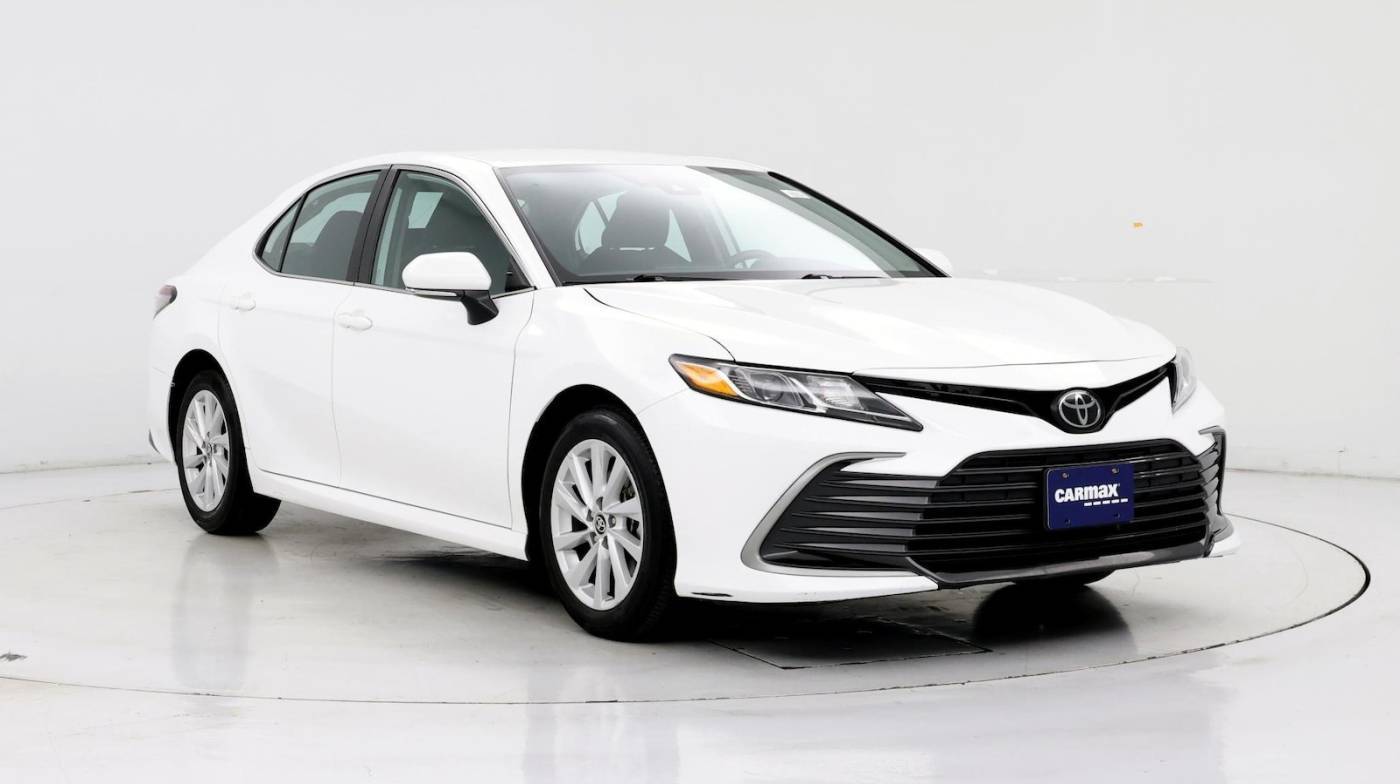 2024 Toyota Camry LE — Sedan — 18,848 mi — Houston, TX