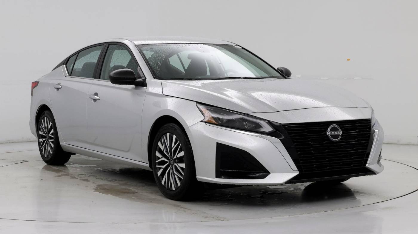 2024 Nissan Altima SV — Sedan — 24,668 mi — Houston, TX