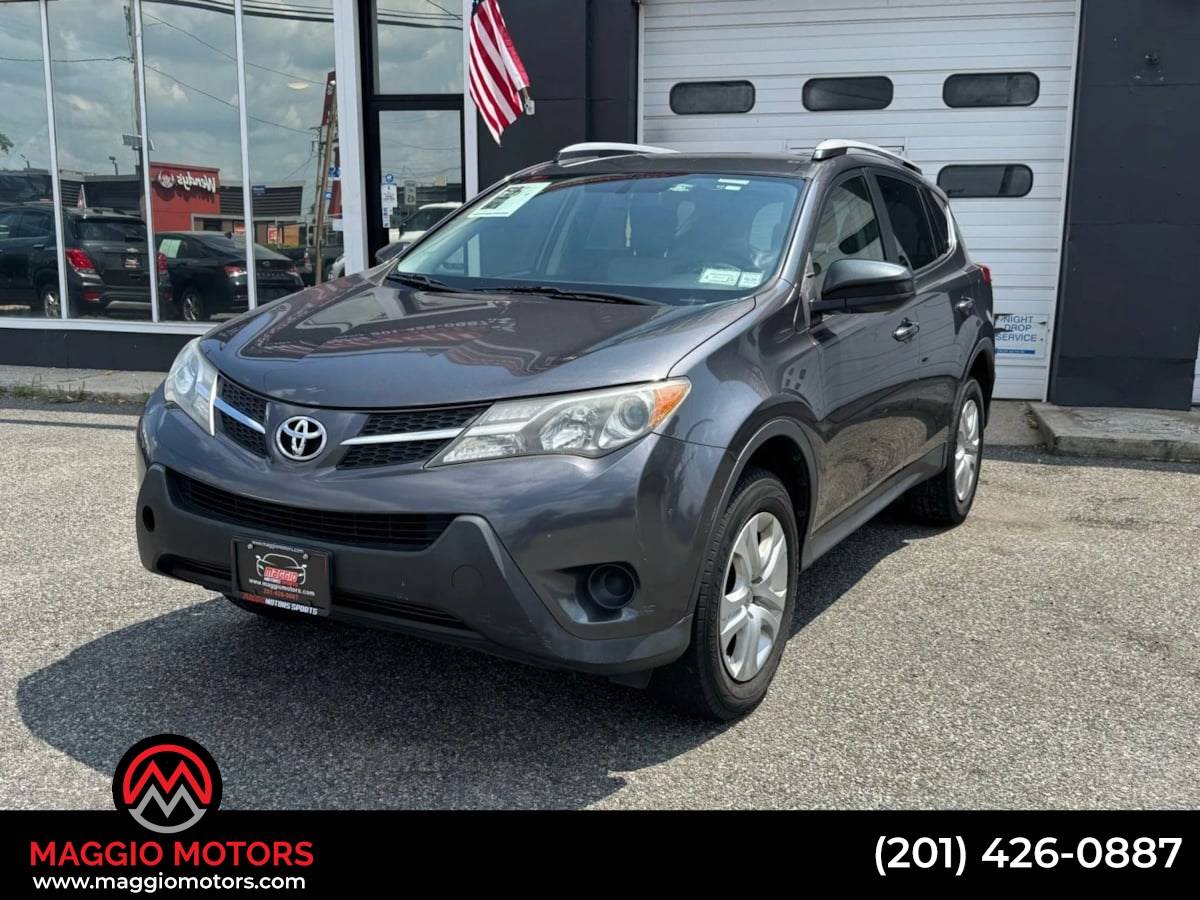 2015 Toyota RAV4 LE — SUV — 97,876 mi — South Hackensack, NJ