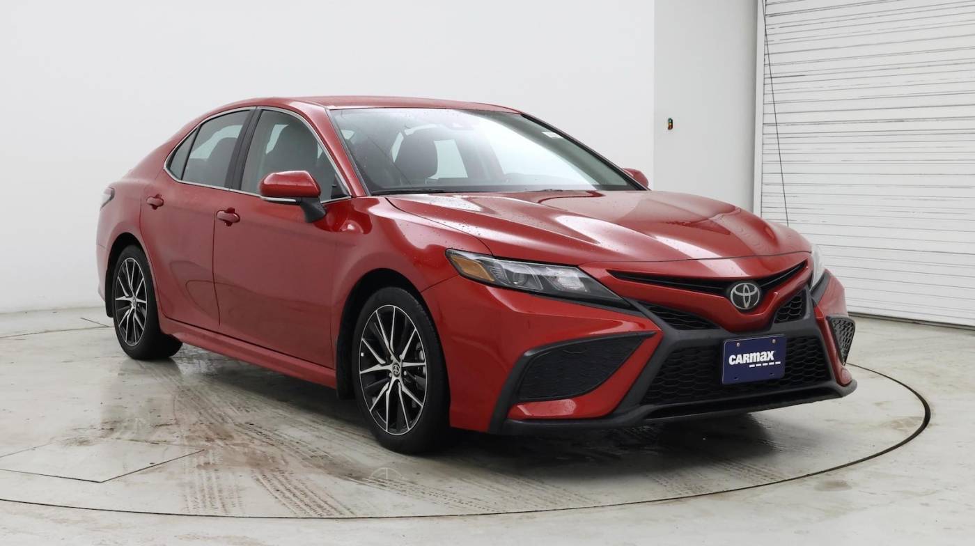 2024 Toyota Camry SE — Sedan — 10,317 mi — Hartford, CT