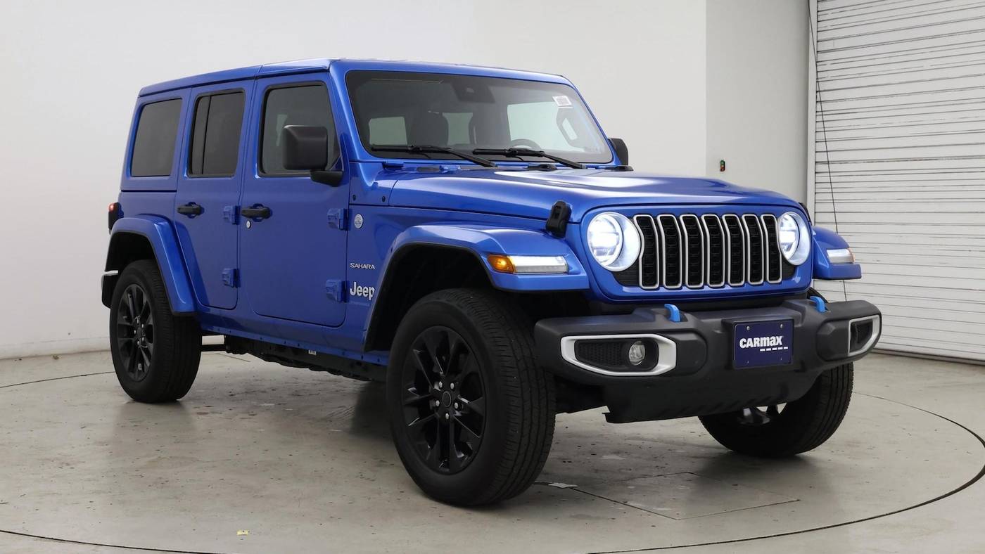 2024 Jeep Wrangler Sahara