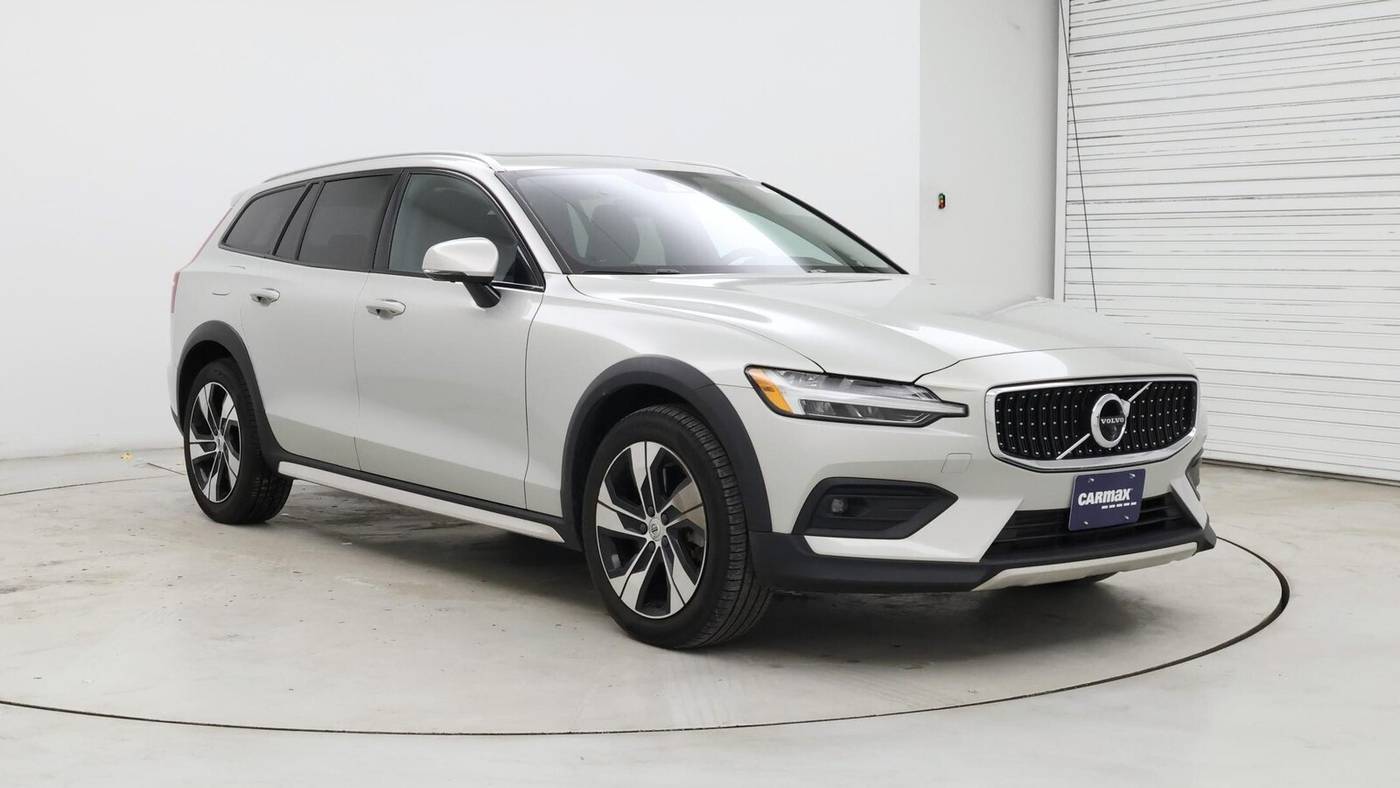 2021 Volvo V60 Cross Country T5 — Wagon — 11,585 mi — Inglewood, CA