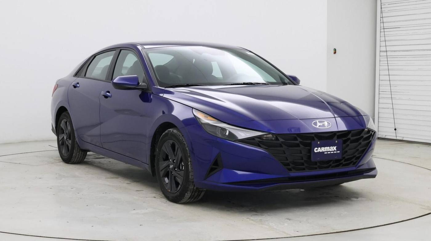 2023 Hyundai Elantra SEL — Sedan — 3,991 mi — Hartford, CT