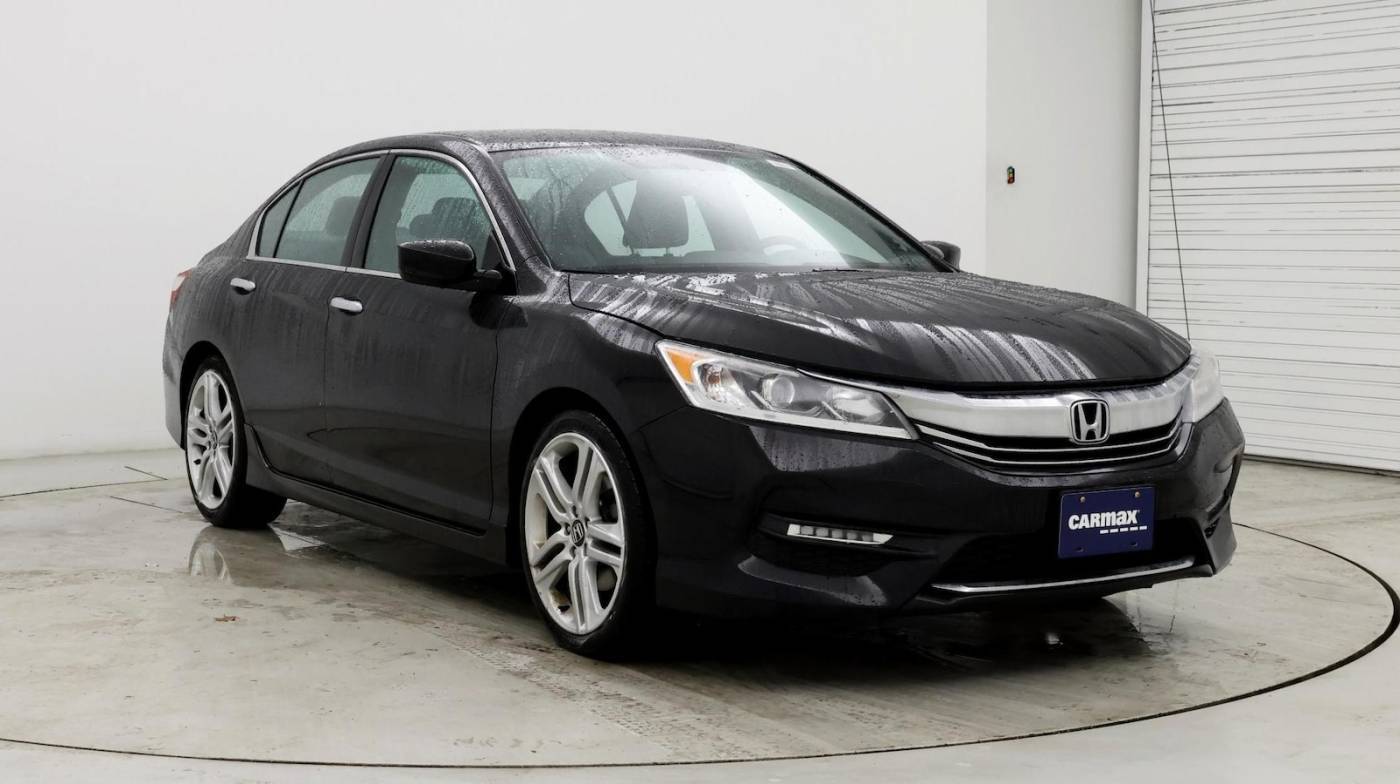 2017 Honda Accord Sport — Sedan — 82,300 mi — Hartford, CT