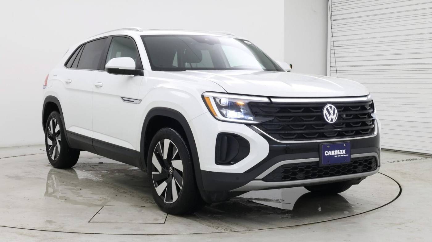 2024 Volkswagen Atlas Cross Sport SE with Technology — SUV — 7,620 mi — Hartford, CT