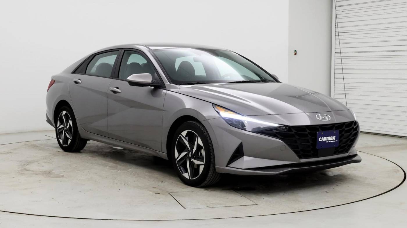 2023 Hyundai Elantra SEL — Sedan — 32,114 mi — Hartford, CT