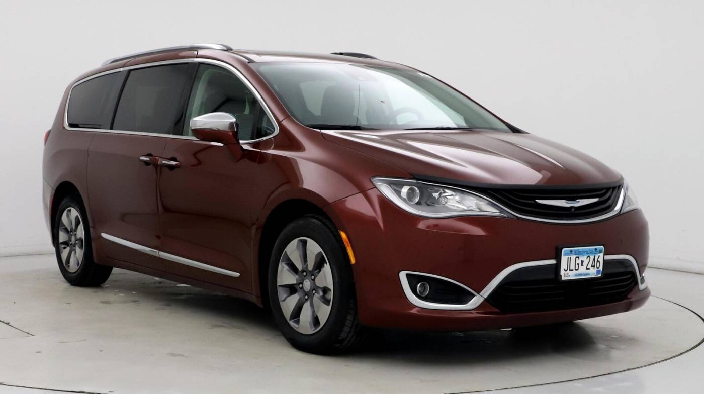 2018 Chrysler Pacifica Hybrid Limited — Minivan — 22,621 mi — Hickory, NC