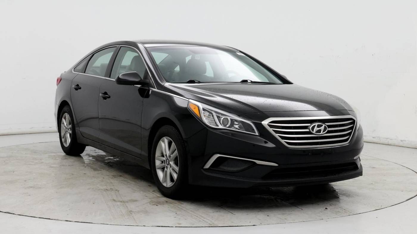 2016 Hyundai Sonata SE — Sedan — 126,292 mi — Hickory, NC