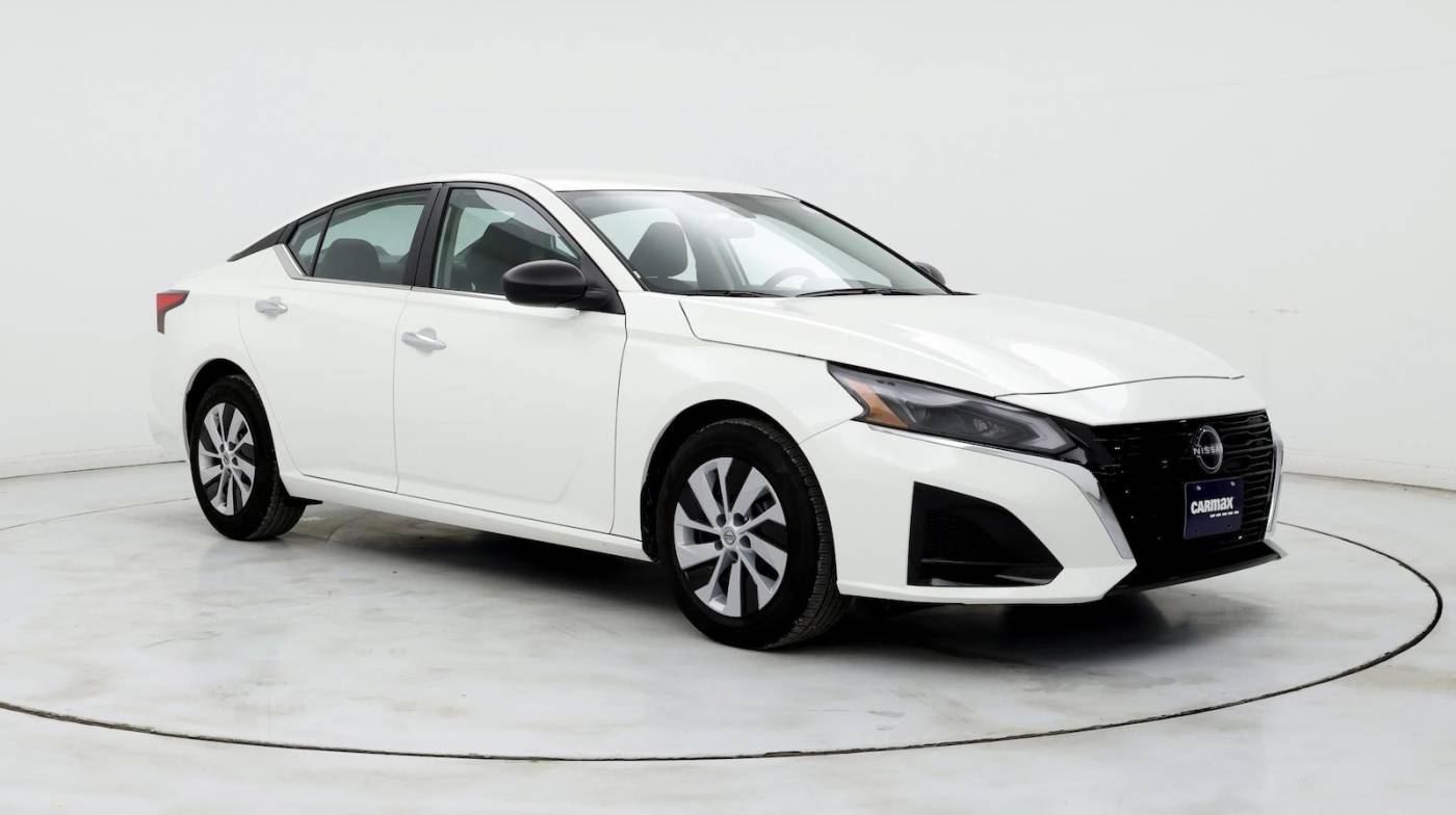 2024 Nissan Altima S — Sedan — 14,384 mi — Hillside, IL