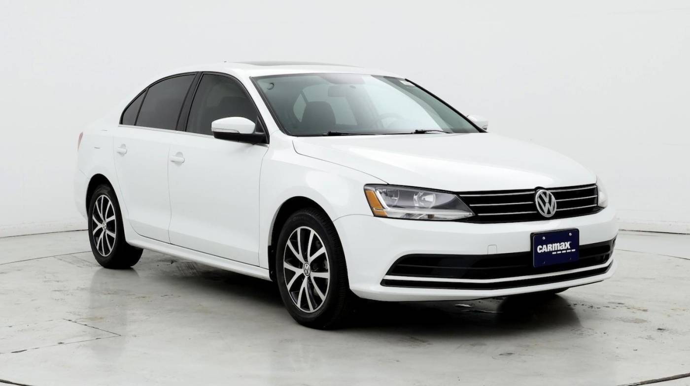 2017 Volkswagen Jetta 1.4T SE — Sedan — 60,008 mi — Hillside, IL