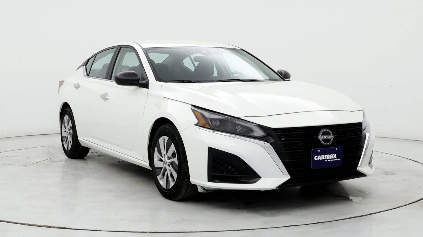 2024 Nissan Altima S — Sedan — 21,960 mi — Hillside, IL