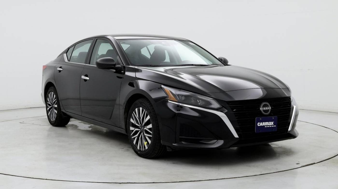 2024 Nissan Altima SV — Sedan — 17,479 mi — Hillside, IL