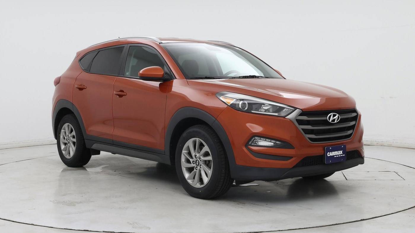 2016 Hyundai Tucson SE — SUV — 122,445 mi — Hillside, IL