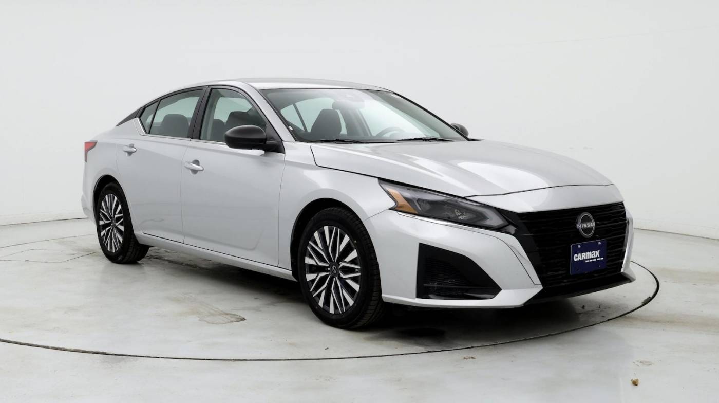 2024 Nissan Altima SV — Sedan — 18,076 mi — Hillside, IL