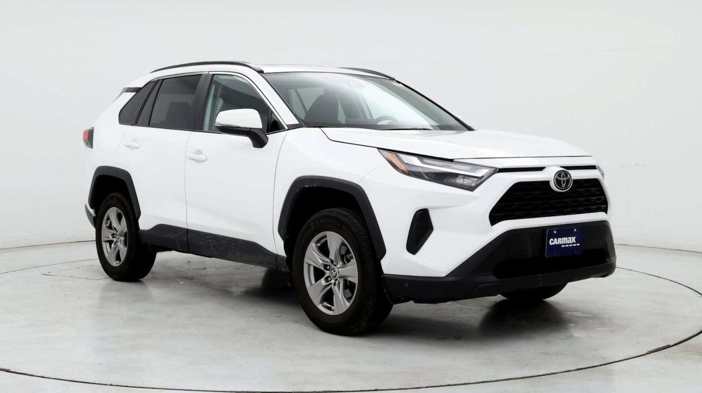 2023 Toyota RAV4 XLE — SUV — 38,908 mi — Hillside, IL