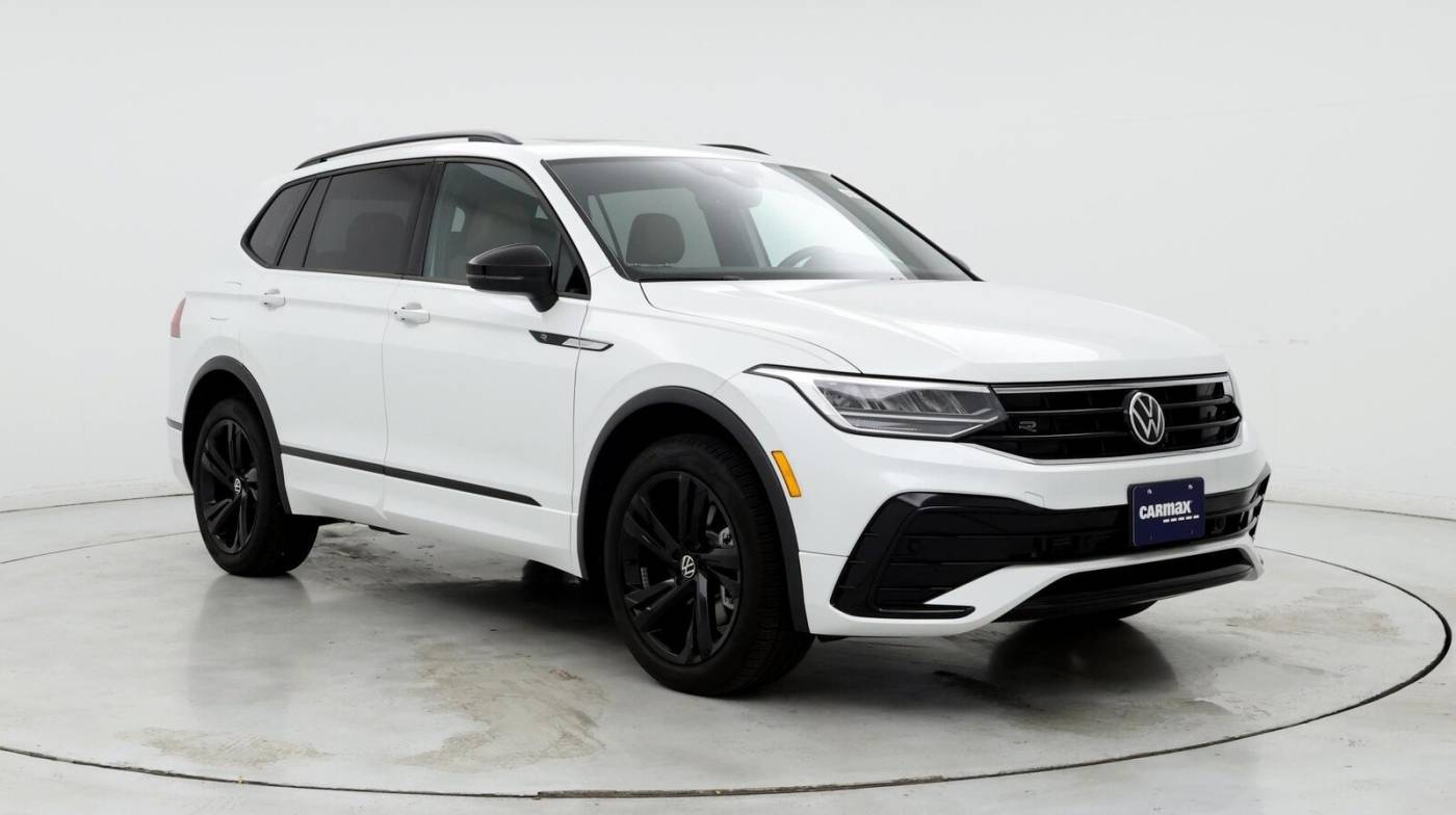 2023 Volkswagen Tiguan SE R-Line Black — SUV — 10,514 mi — Hillside, IL