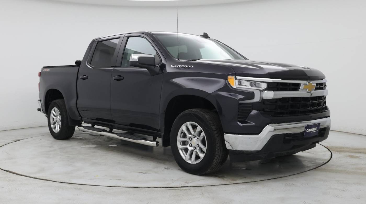 2023 Chevrolet Silverado 1500 LT — Pickup Truck — 14,960 mi — Hillside, IL