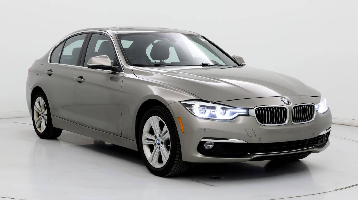 2017 BMW 3 Series 330i — Sedan — 61,118 mi — Hillside, IL