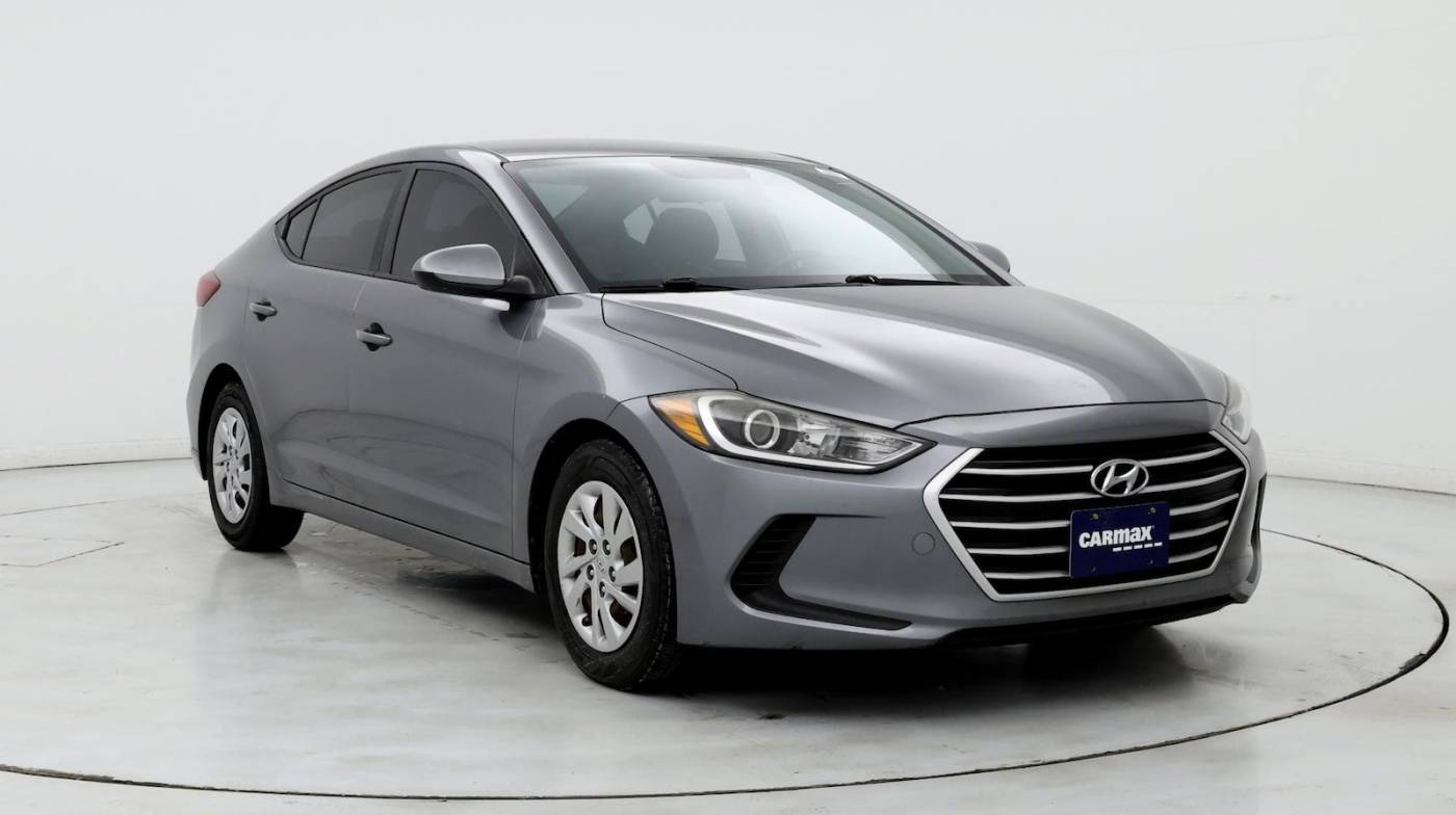 2017 Hyundai Elantra SE — Sedan — 103,062 mi — Hillside, IL