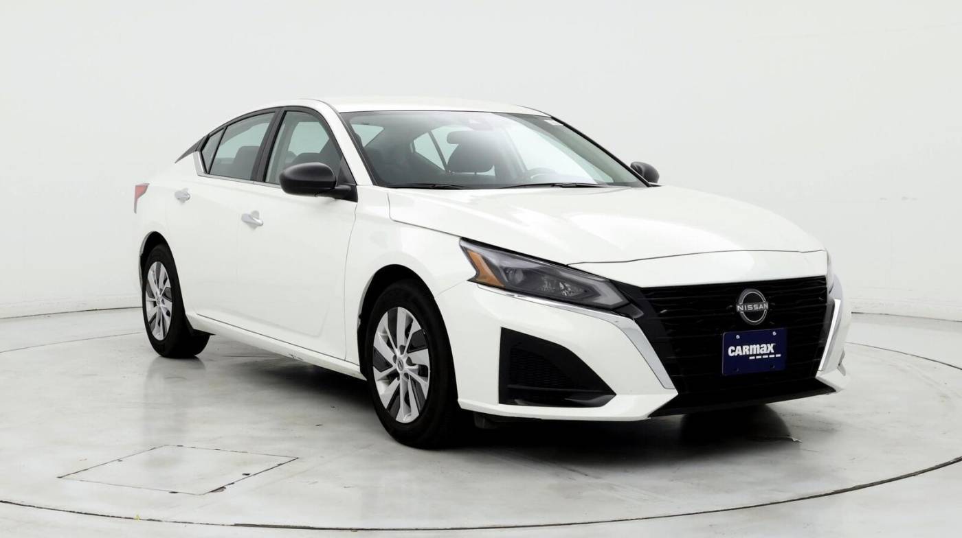 2024 Nissan Altima S — Sedan — 19,345 mi — Hillside, IL