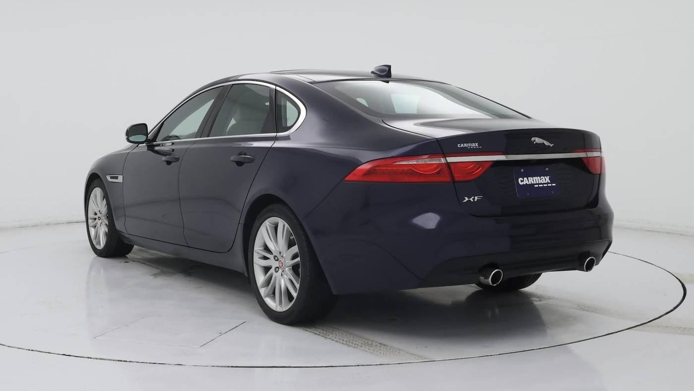 2017 Jaguar XF Prestige