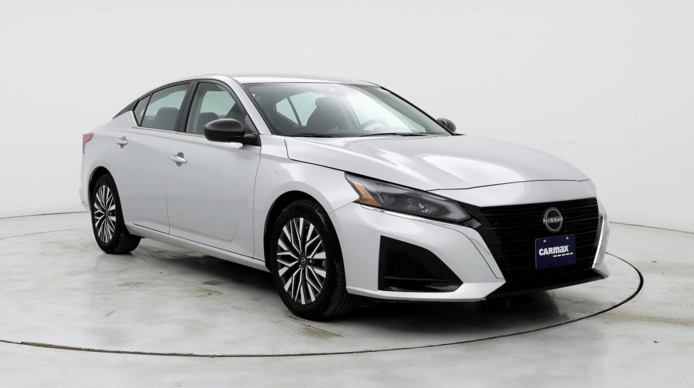 2024 Nissan Altima SV — Sedan — 21,783 mi — Hillside, IL