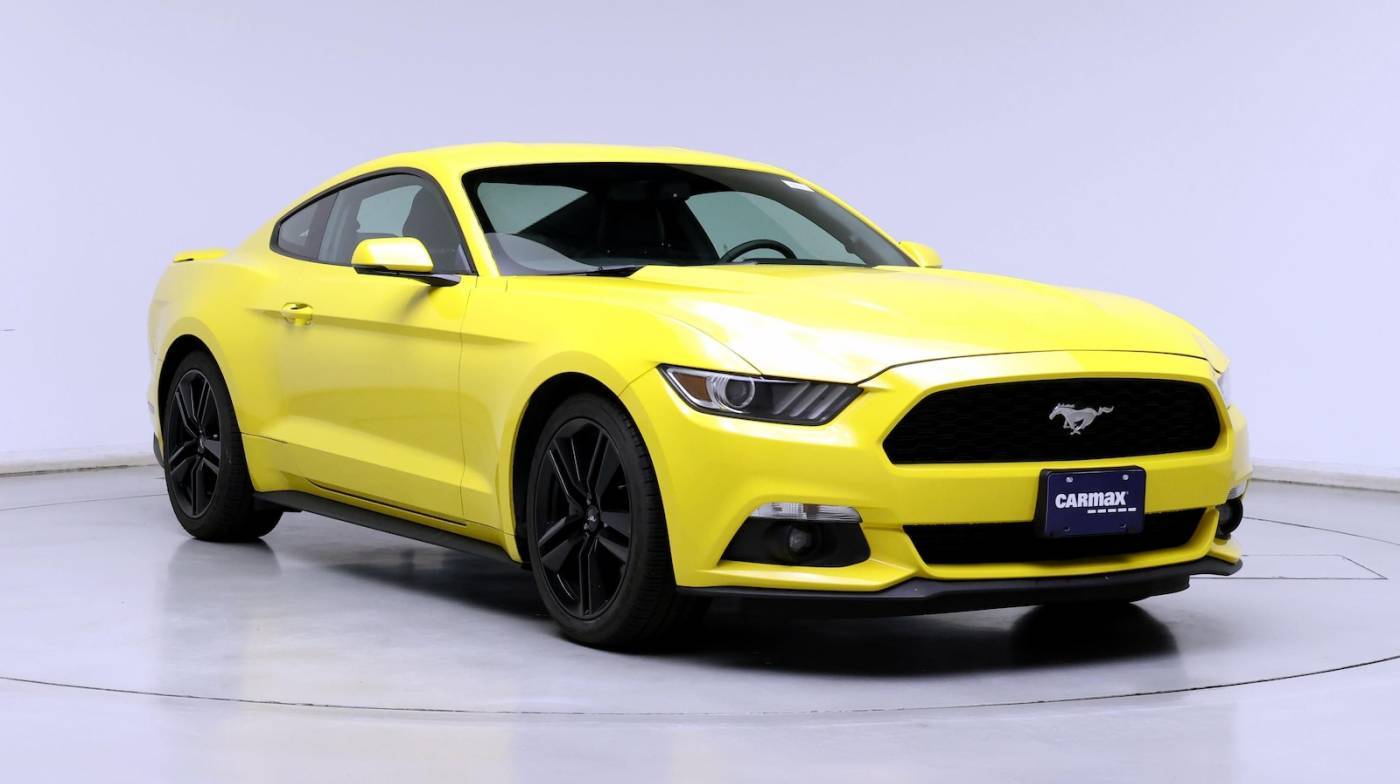 2015 Ford Mustang EcoBoost — Coupe — 105,190 mi — Hillside, IL