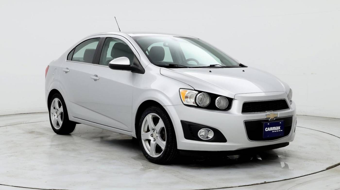 2016 Chevrolet Sonic LTZ — Sedan — 105,645 mi — Hillside, IL