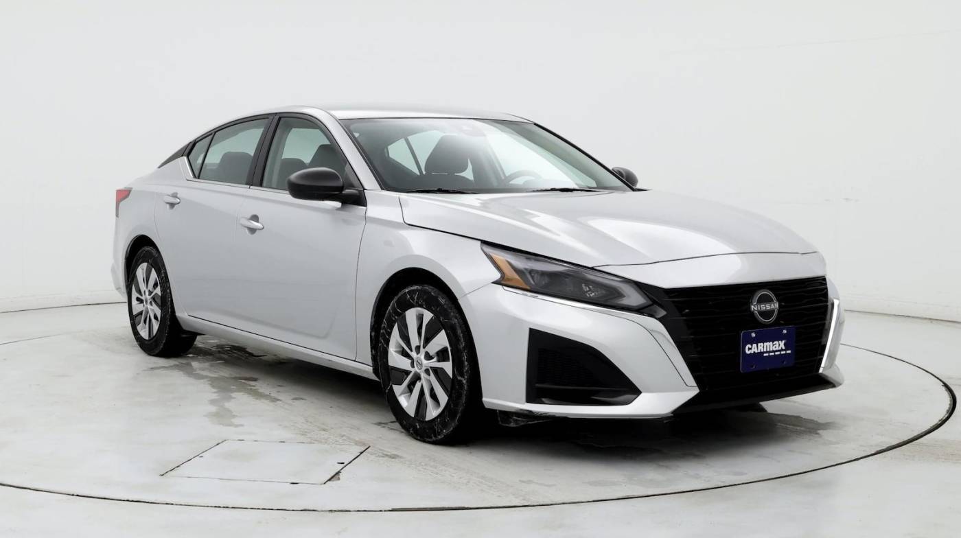 2024 Nissan Altima S — Sedan — 19,453 mi — Hillside, IL
