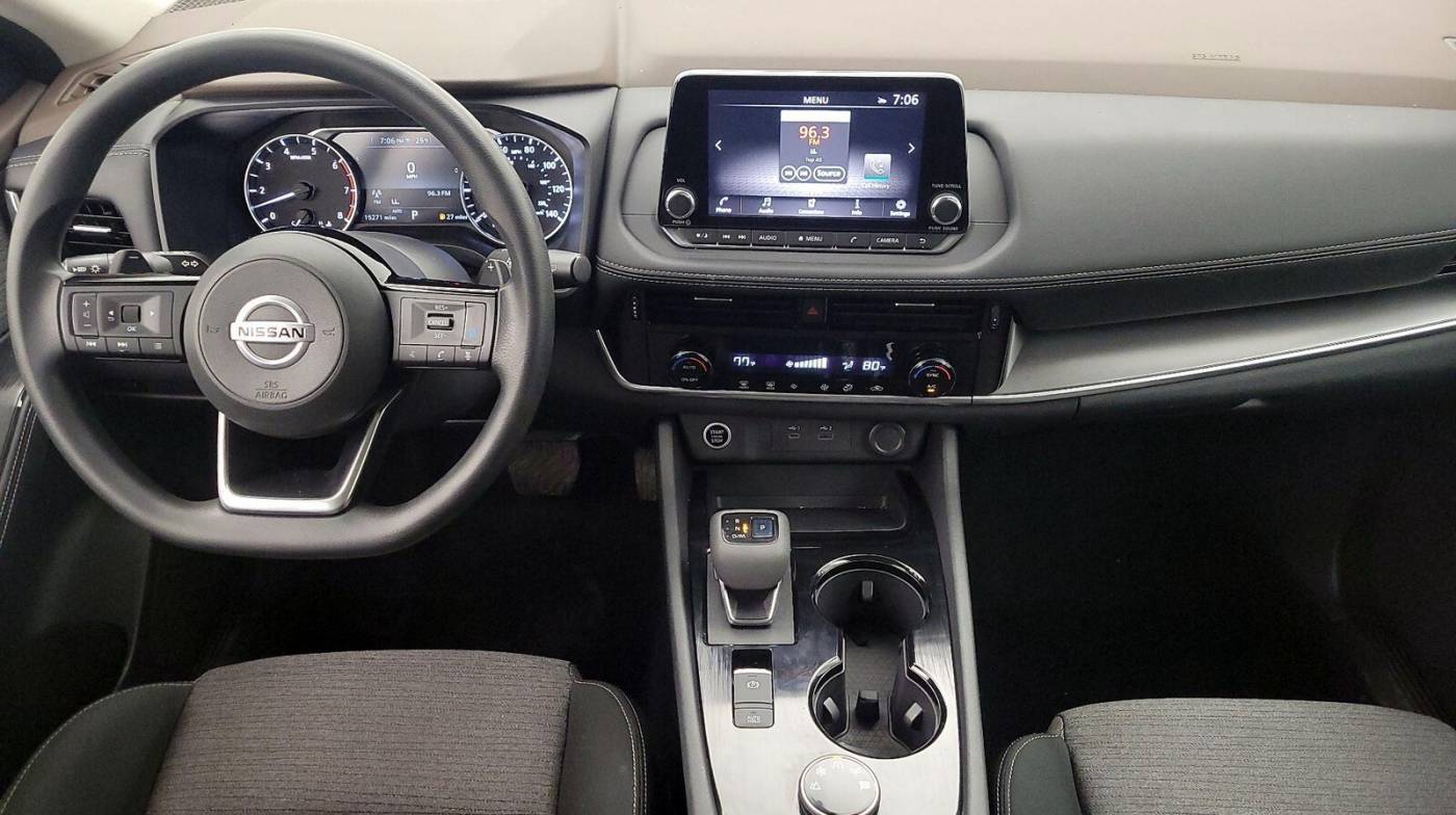 2021 Nissan Rogue SV — SUV — 15,271 mi — Hillside, IL