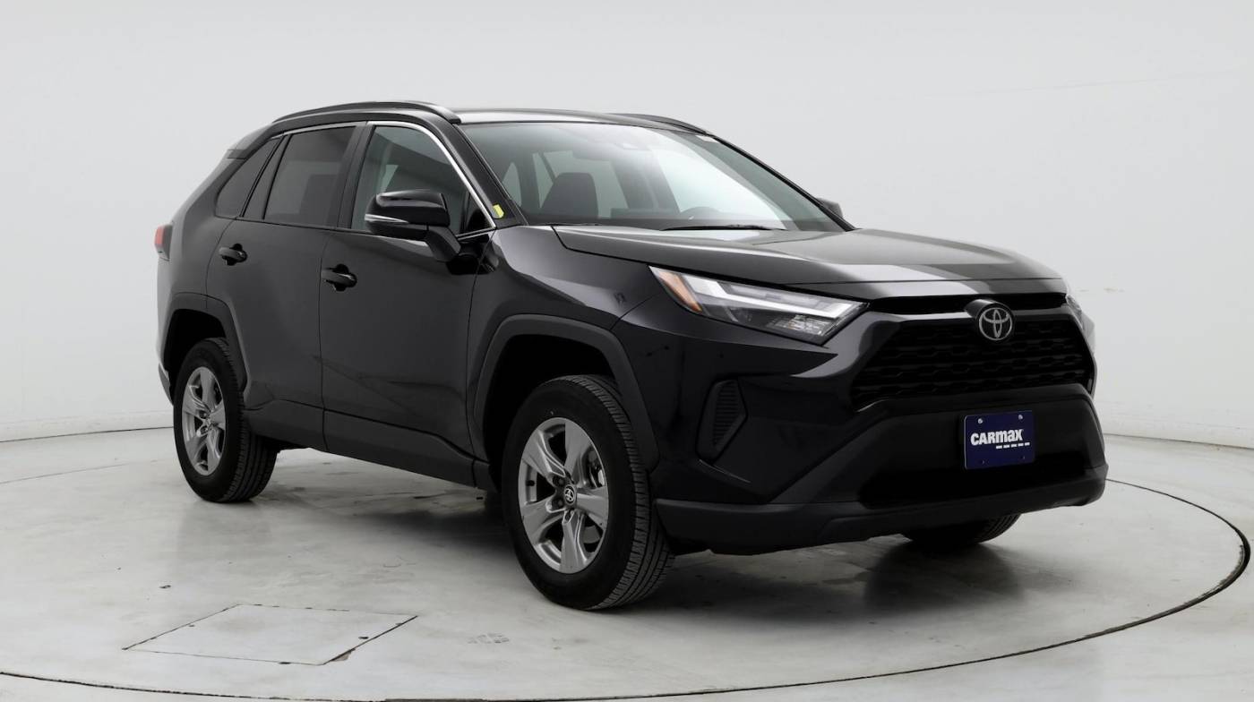 2024 Toyota RAV4 XLE — SUV — 15,973 mi — Hillside, IL