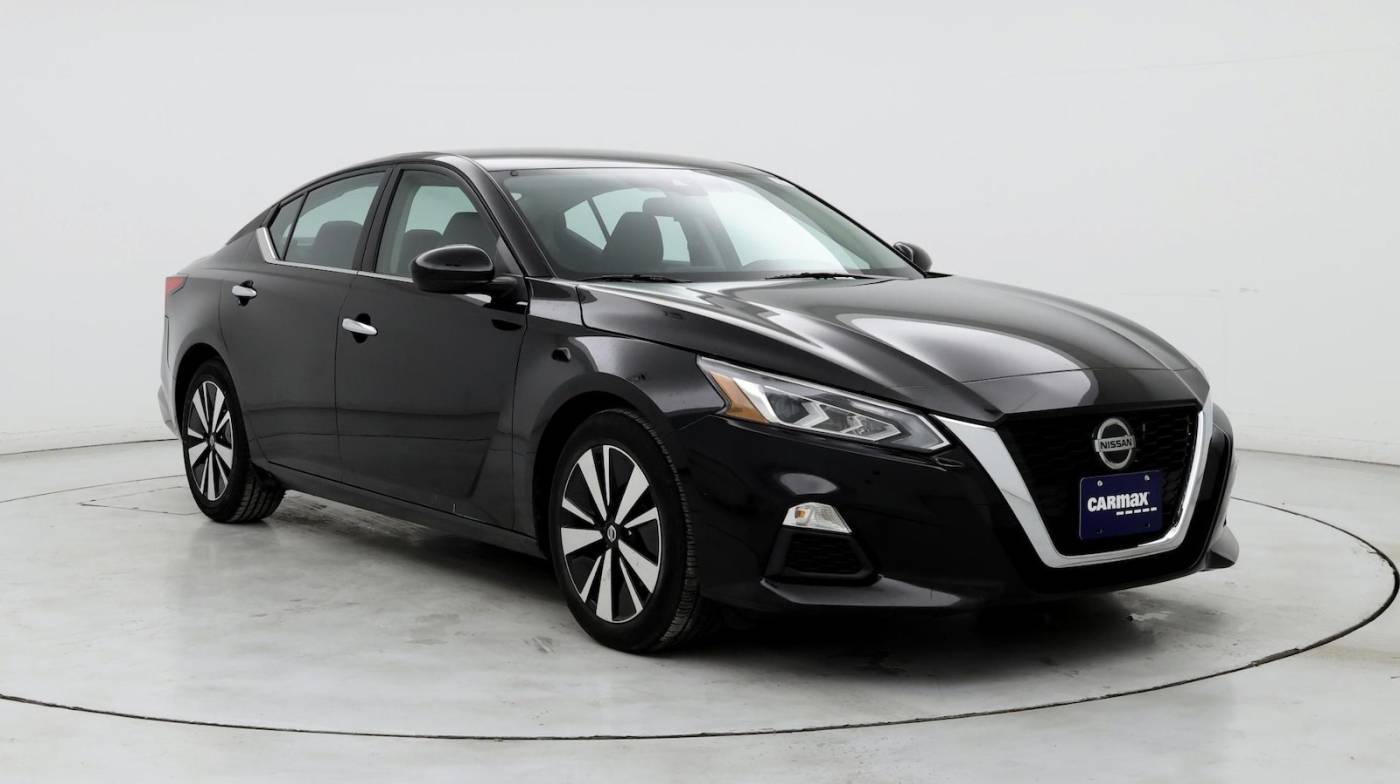 2022 Nissan Altima SV — Sedan — 59,135 mi — Hillside, IL