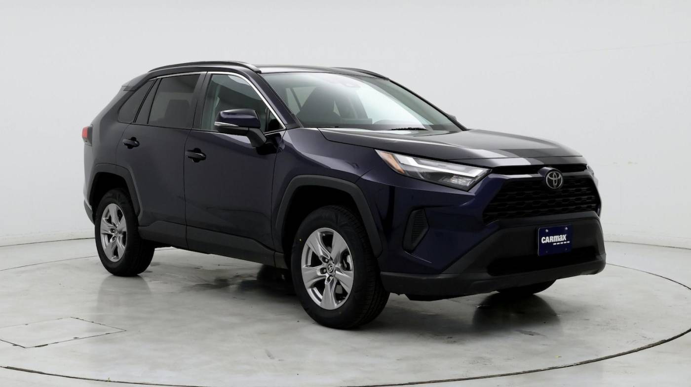 2023 Toyota RAV4 XLE — SUV — 31,916 mi — Hillside, IL