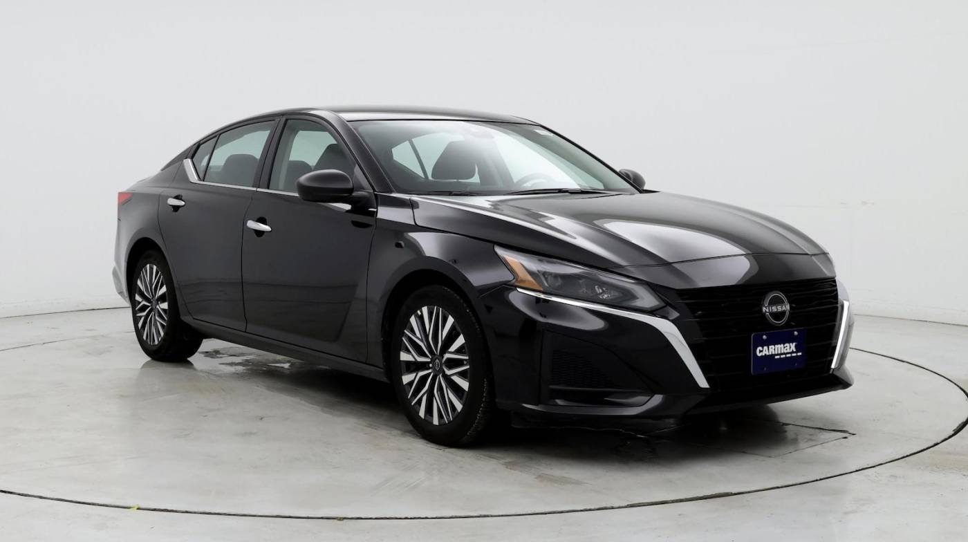 2024 Nissan Altima SV — Sedan — 19,359 mi — Hillside, IL