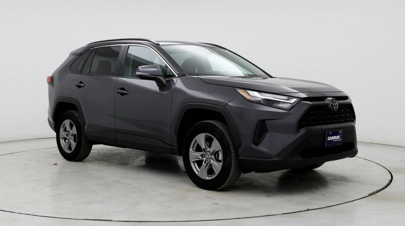 2024 Toyota RAV4 XLE — SUV — 20,370 mi — Hillside, IL