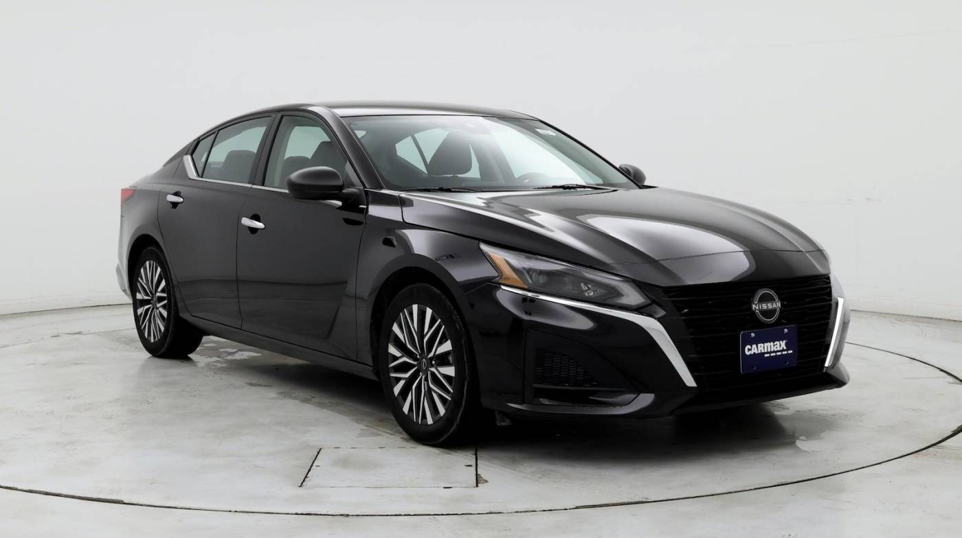 2024 Nissan Altima SV — Sedan — 26,153 mi — Hillside, IL