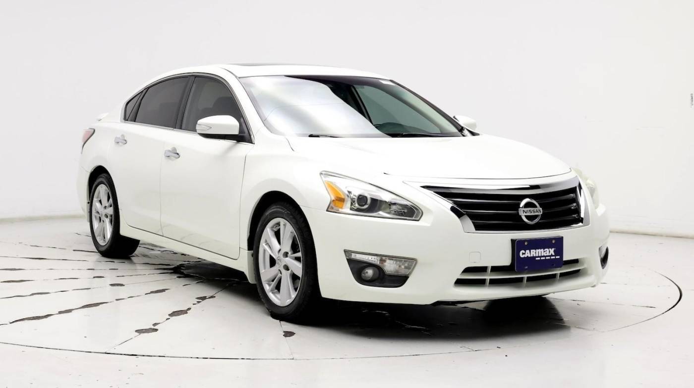 2015 Nissan Altima 2.5 SV — Sedan — 106,250 mi — Houston, TX