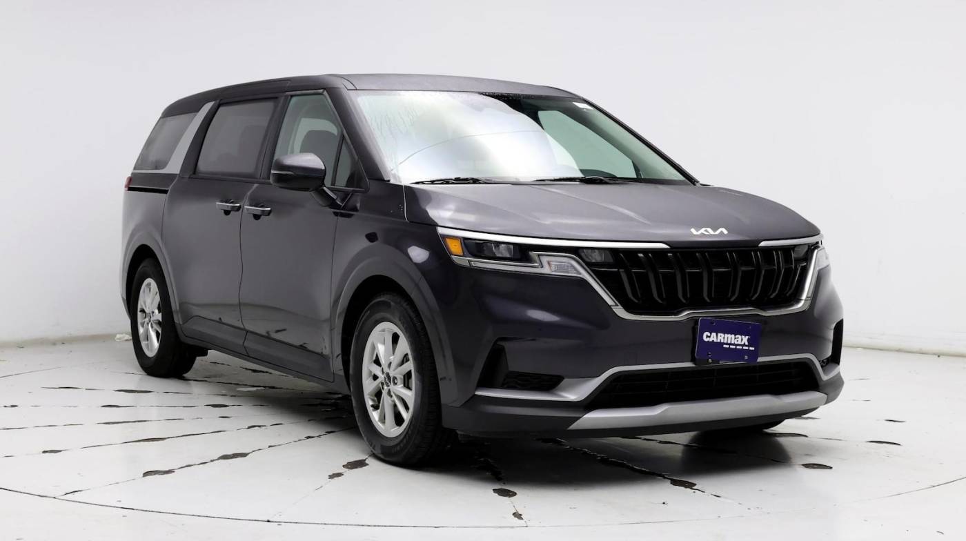 2023 Kia Carnival LXS — Minivan — 31,981 mi — Houston, TX