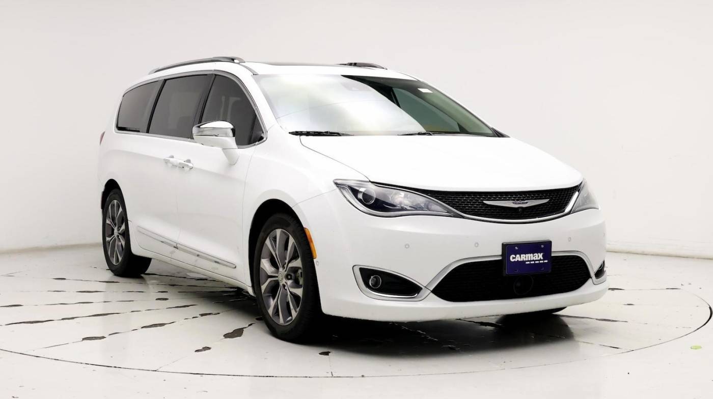 2019 Chrysler Pacifica Limited — Minivan — 58,370 mi — Houston, TX