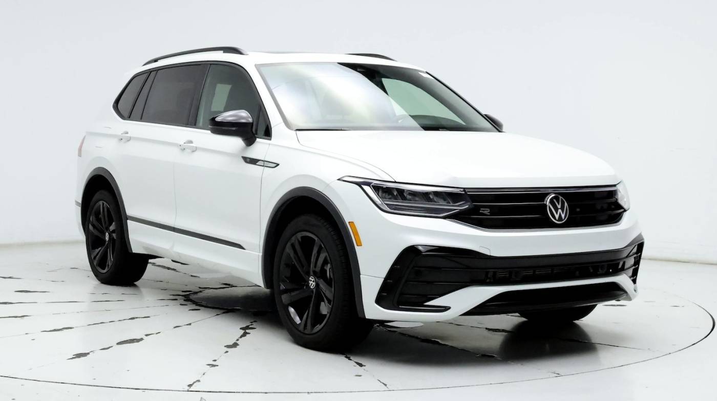 2023 Volkswagen Tiguan SE R-Line Black — SUV — 23,765 mi — Houston, TX