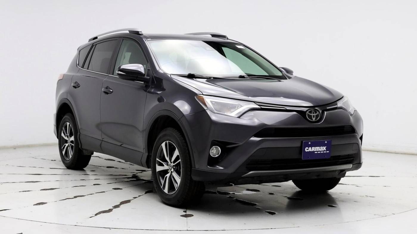 2018 Toyota RAV4 XLE — SUV — 74,571 mi — Houston, TX