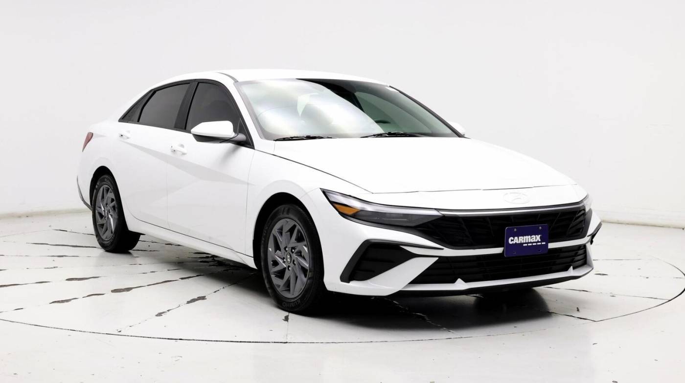 2024 Hyundai Elantra SEL — Sedan — 14,986 mi — Houston, TX