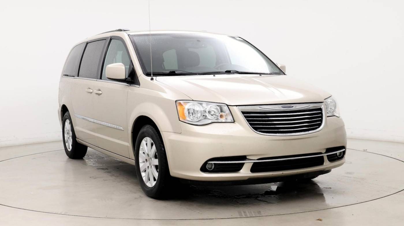2016 Chrysler Town & Country Touring — Minivan — 54,167 mi — Huntsville, AL