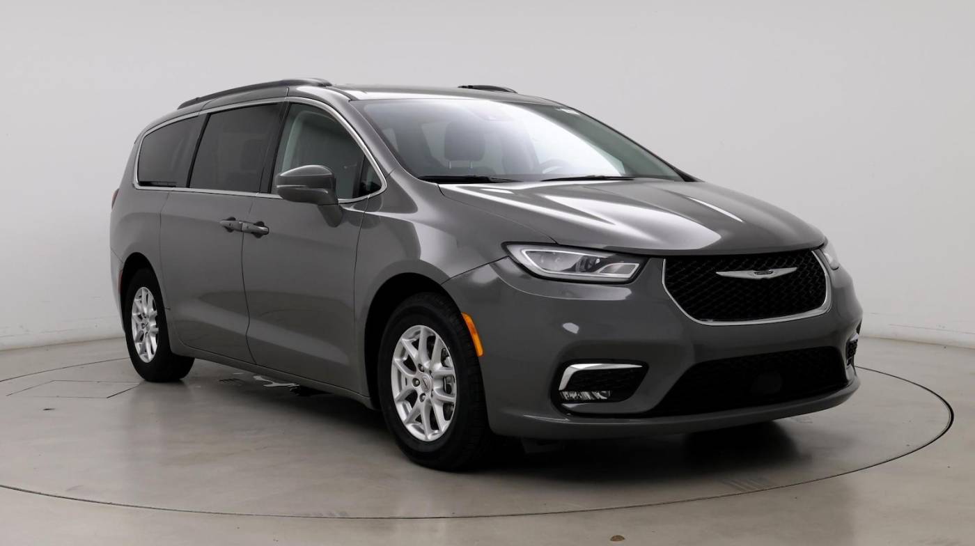 2022 Chrysler Pacifica Touring L — Minivan — 42,821 mi — Huntsville, AL