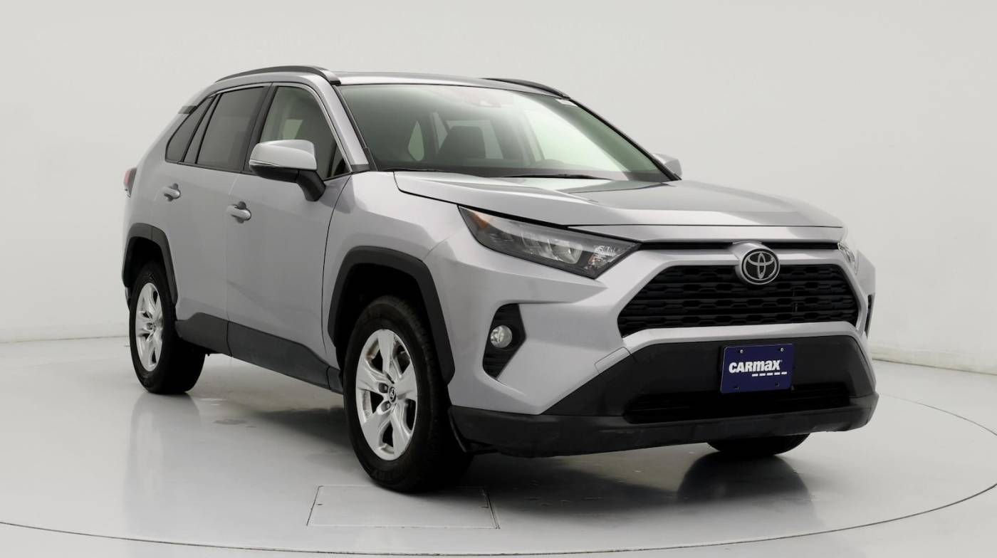 2019 Toyota RAV4 XLE — SUV — 28,396 mi — Independence, MO