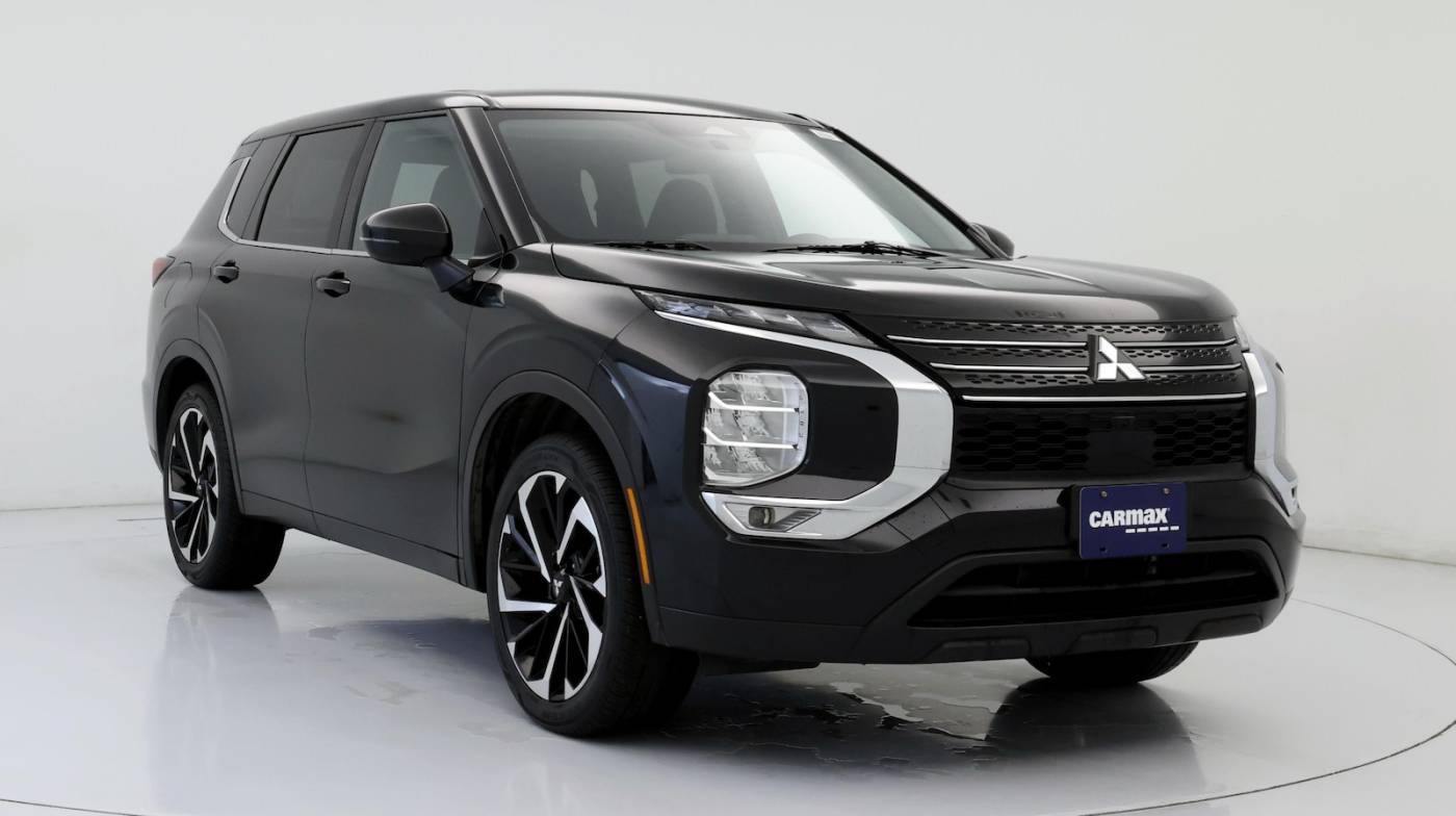 2022 Mitsubishi Outlander ES — SUV — 48,543 mi — Independence, MO