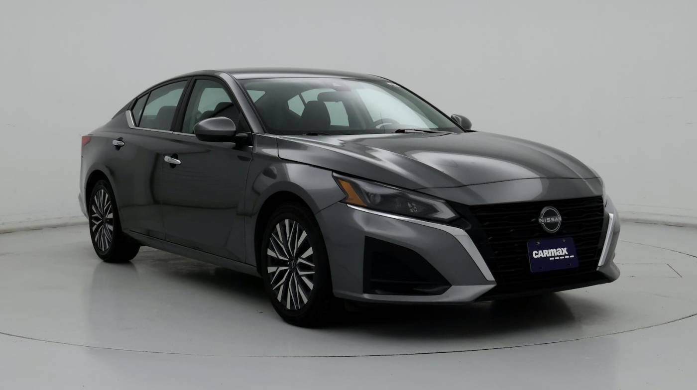 2023 Nissan Altima SV — Sedan — 55,815 mi — Independence, MO